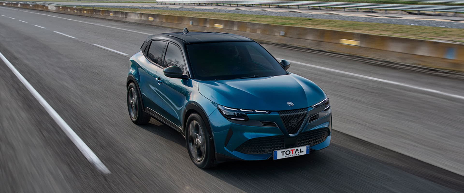 ALFA ROMEO Junior Ibrida